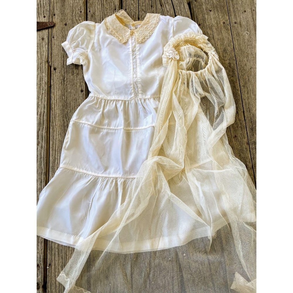 Vintage 1940s Girls Dress With Veil Hat